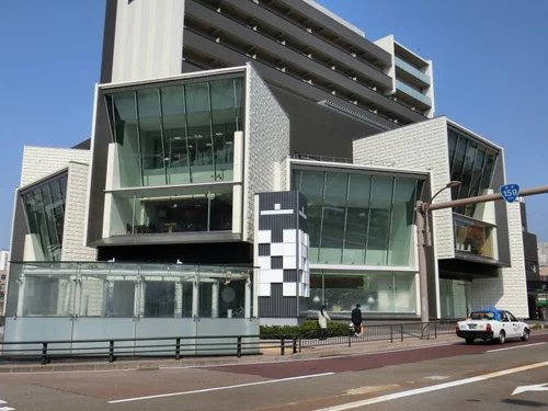 ル・キューブ金沢（かなざわはこまち）