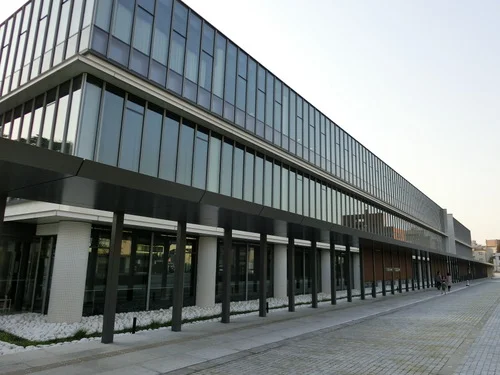 金沢地方・家庭・簡易裁判所庁舎