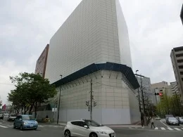 LINE福岡社屋（博多の新オフィスビル）