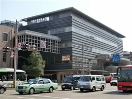 近江町いちば館