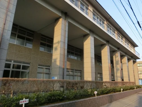 金沢市中央公民館彦三館