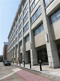 北陸銀行本店ビル3