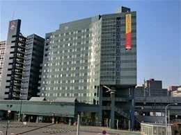 アパホテル富山駅前
