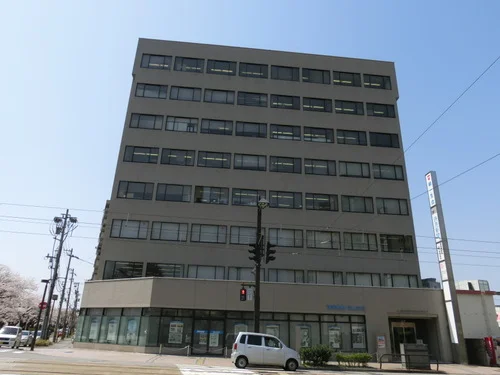 富山安住町第一生命ビルディング