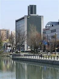 富山商工会議所ビル