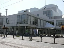 富山市民プラザ2