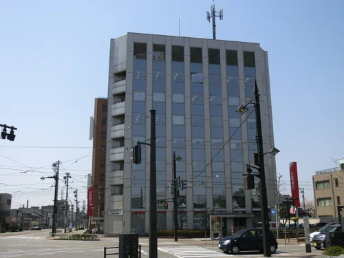 北陸銀行・堤商事富山丸の内ビル