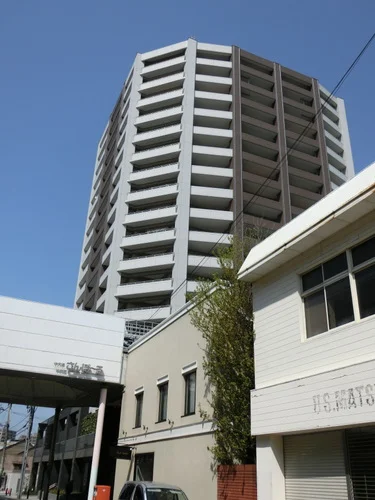 ルシーダタワー