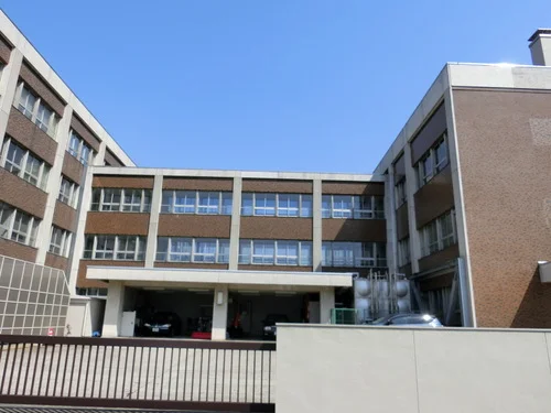 富山地方・家庭裁判所庁舎