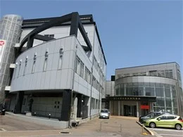 富山県理容美容専門学校2