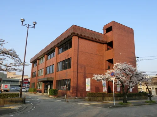 高岡市上下水道局本庁舎