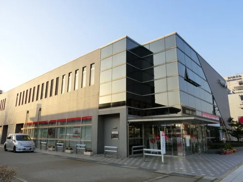 北陸銀行高岡広小路支店