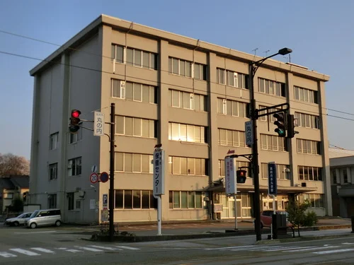 高岡市本丸会館新館