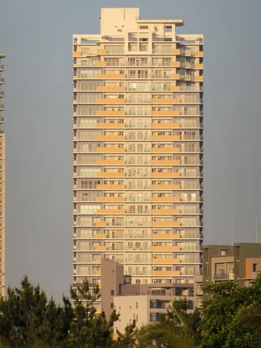 セントラルパークウエストシータワー