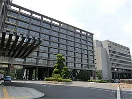 千葉県庁中庁舎