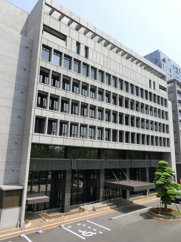 千葉県議会議会棟