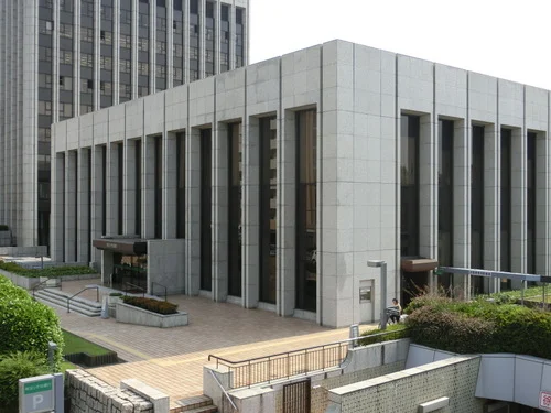 埼玉りそな銀行 さいたま営業部・営業棟