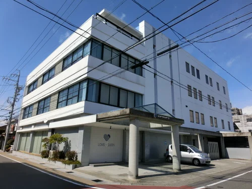 ラブリークィーン旧本社