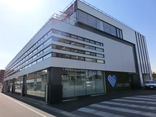 加納寿ビル（旧 ラブリークィーン本社）