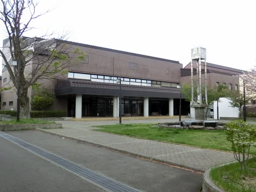 下諏訪総合文化センター