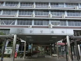 諏訪市役所本庁舎