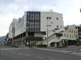 スワプラザビル業務棟