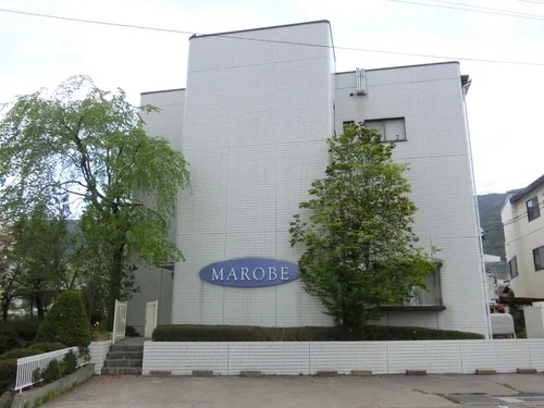 モードサロンマローブ本社