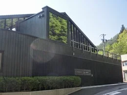 金子茶房・日東光学ショールーム