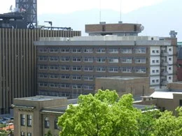 山梨県庁本館2