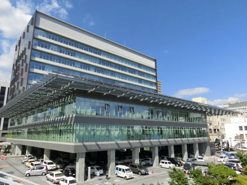 甲府市役所庁舎