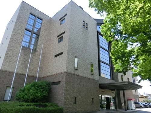 山梨県立国際交流センター