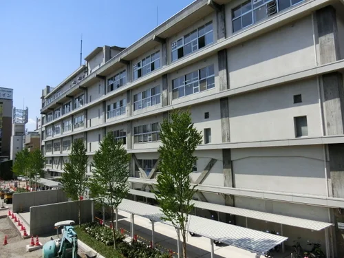 山梨県庁北別館