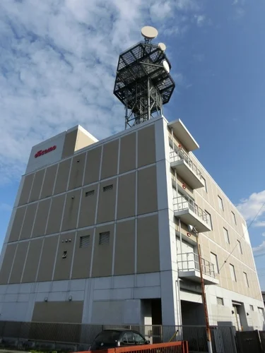 NTTドコモ甲府朝気ビル通信局舎