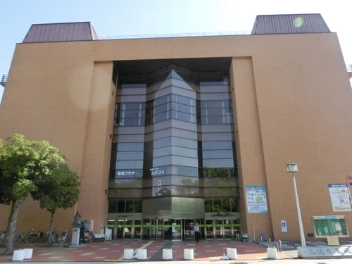 土浦市亀城プラザ