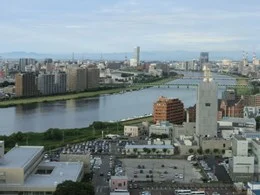 新潟県庁行政庁舎