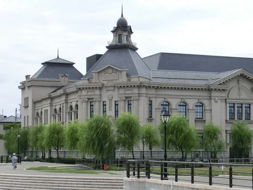 新潟市歴史博物館みなとぴあ 本館