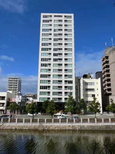 シティタワー松山西堀端