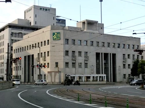 伊予銀行本店本館