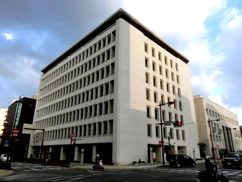 伊予銀行本店別館