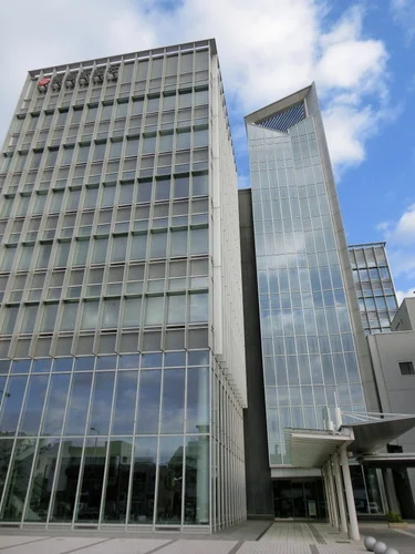 愛媛新聞社本社ビル