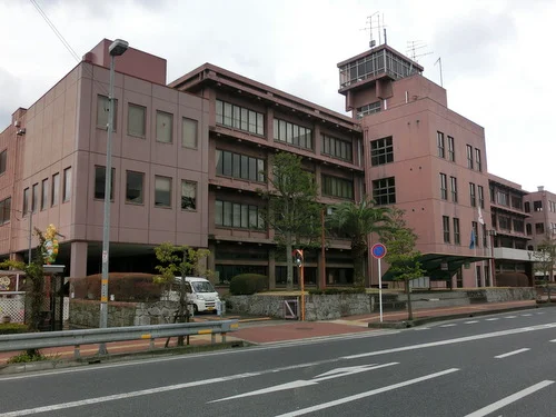 橿原市役所本庁舎