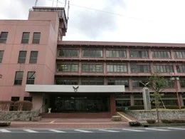 橿原市役所本庁舎