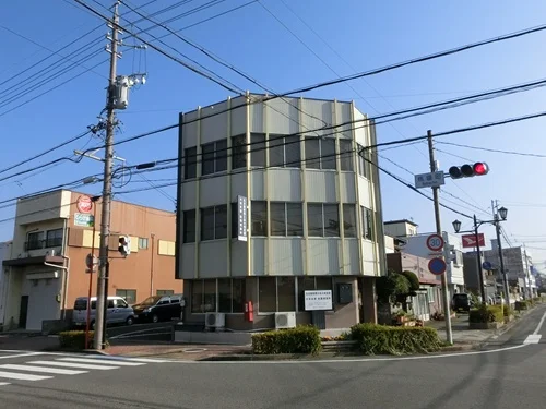 大垣税理士会館