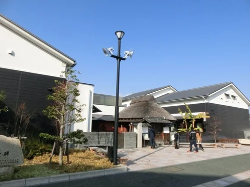 奥の細道むすびの地記念館