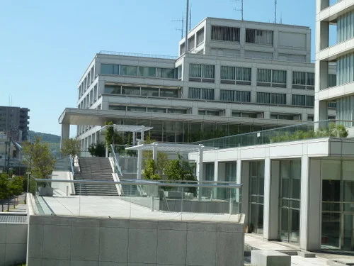 香川県警察本部庁舎