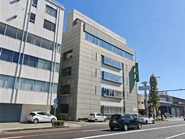 トマト銀行本店ビル2