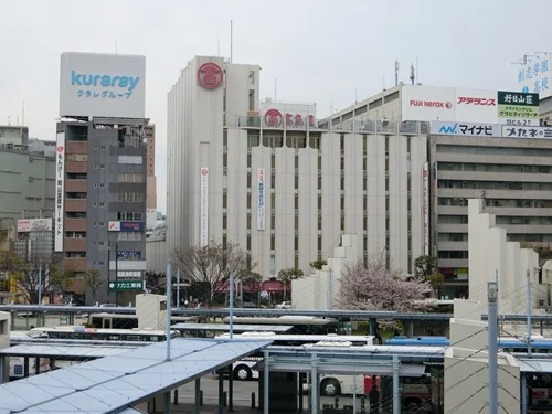 日本生命岡山駅前ビル（岡山高島屋）