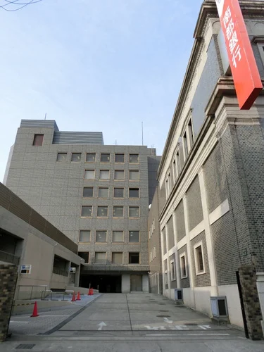 南都銀行本店ビル新館