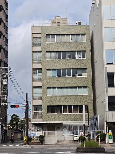 井尻商会本社ビル