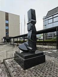 津山市役所本庁舎3